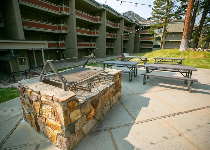 Summer Fun - Slopeside 4Br 3Ba With 3 Spas, Pool And Sauna - Perfect For Family And Friend Getaways All Year Round 1849 Condos 693 Condo