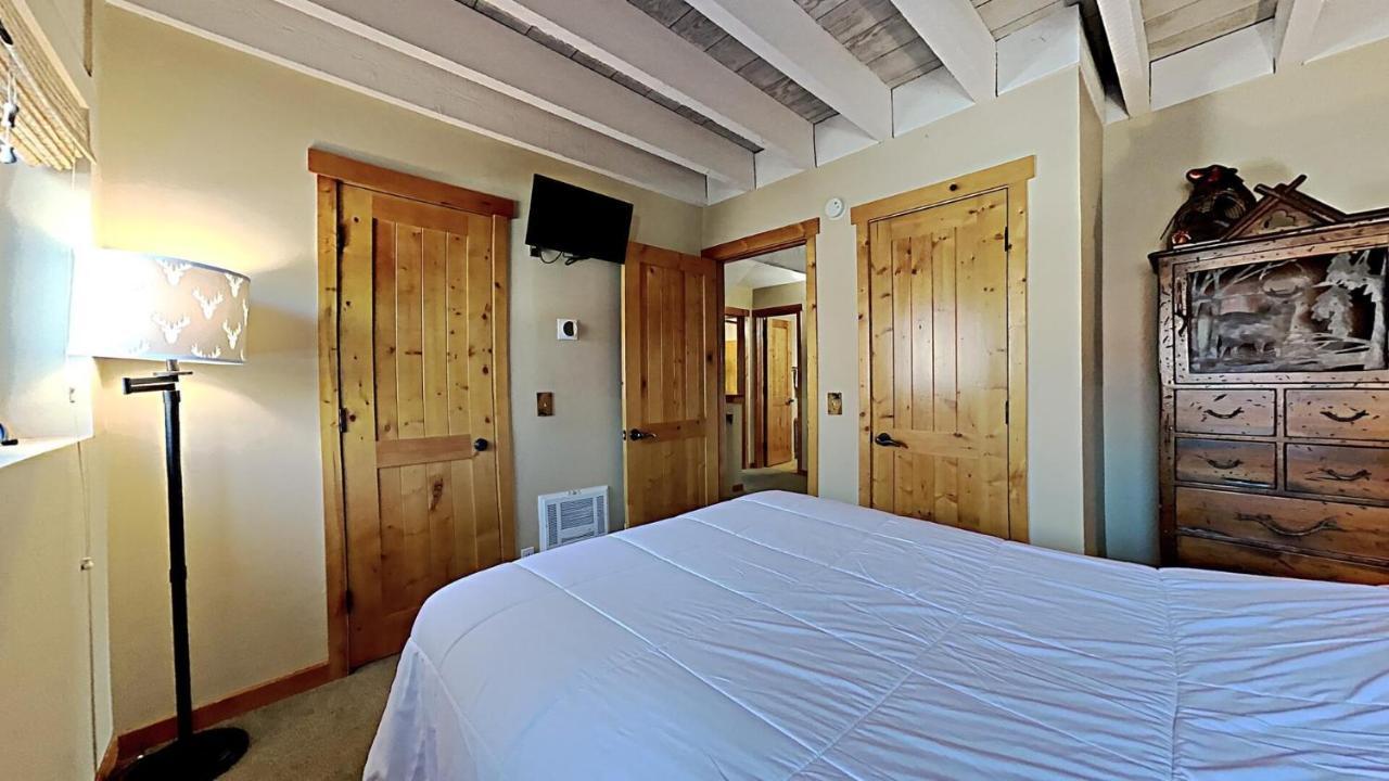 Summer Fun - Slopeside 4br 3ba With 3 Spas, Pool And Sauna - Perfect For Family And Friend Getaways Year Round 1849 693