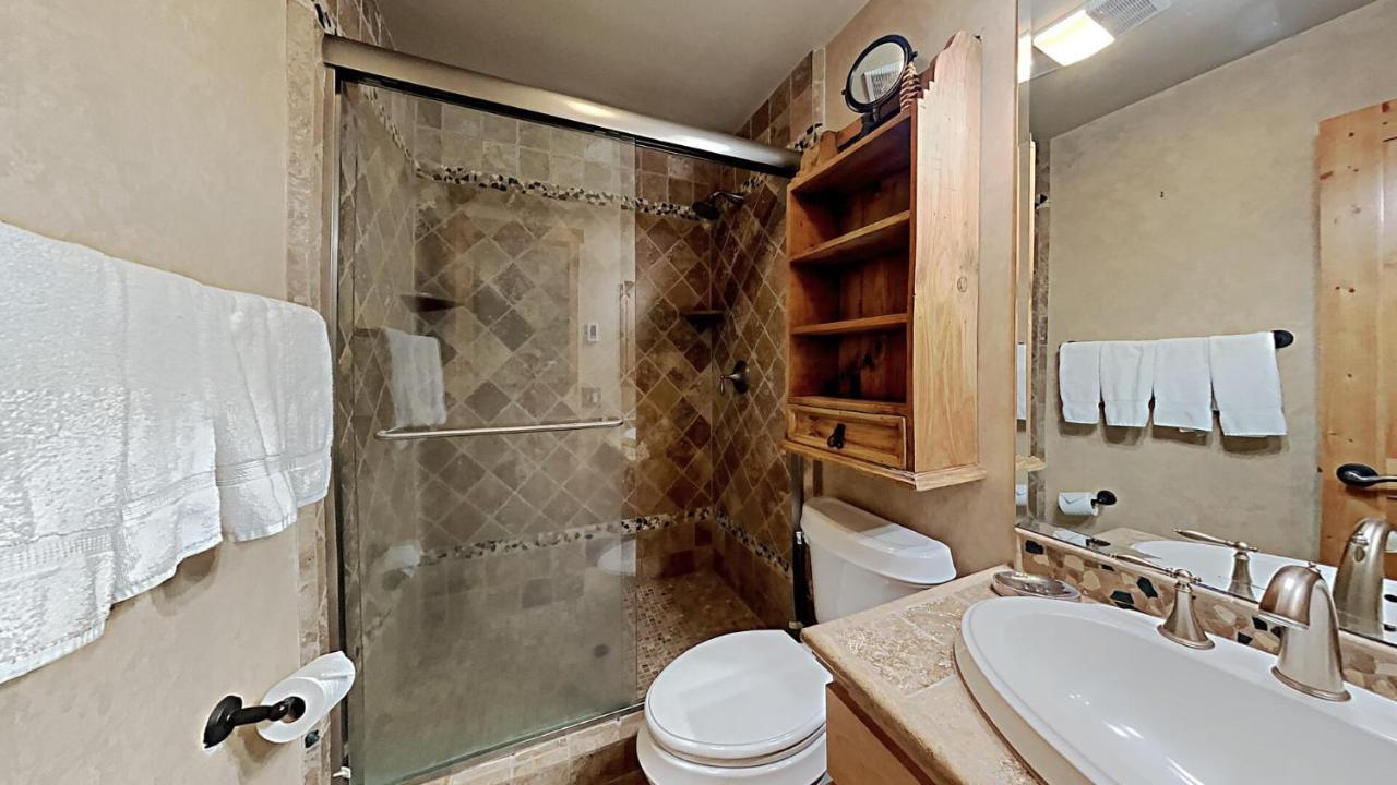 Summer Fun - Slopeside 4br 3ba With 3 Spas, Pool And Sauna - Perfect For Family And Friend Getaways Year Round 1849 693 *